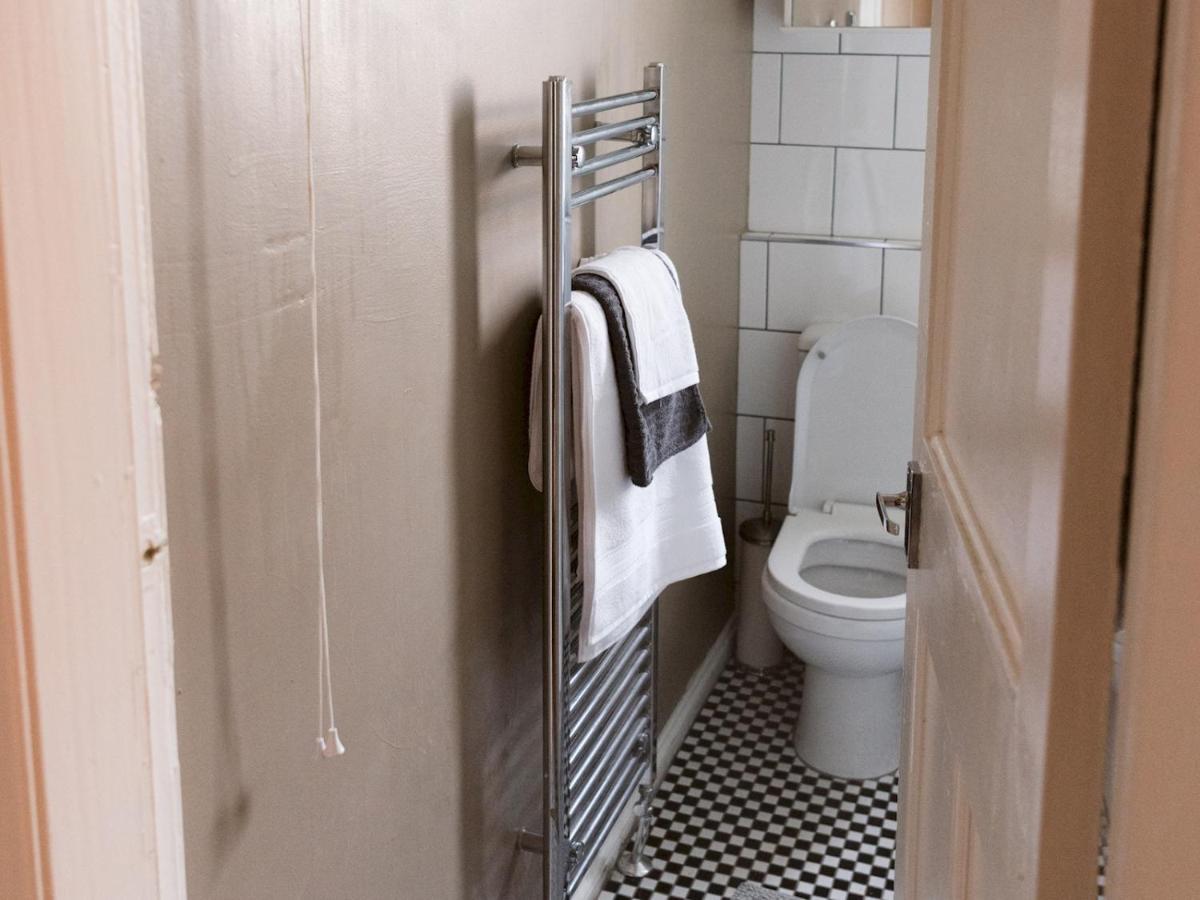 Pass The Keys Cozy Two Bed Flat Near Glasgow Airport & Paisley Exterior foto